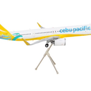 Airbus A321neo Commercial Aircraft "Cebu Pacific" White and Yellow "Gemini 200" Series 1/200 Diecast Model Airplane by GeminiJets by Diecast Mania
