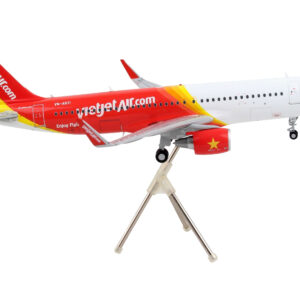 Airbus A320 Commercial Aircraft "VietJet Air" White and Red "Gemini 200" Series 1/200 Diecast Model Airplane by GeminiJets by Diecast Mania